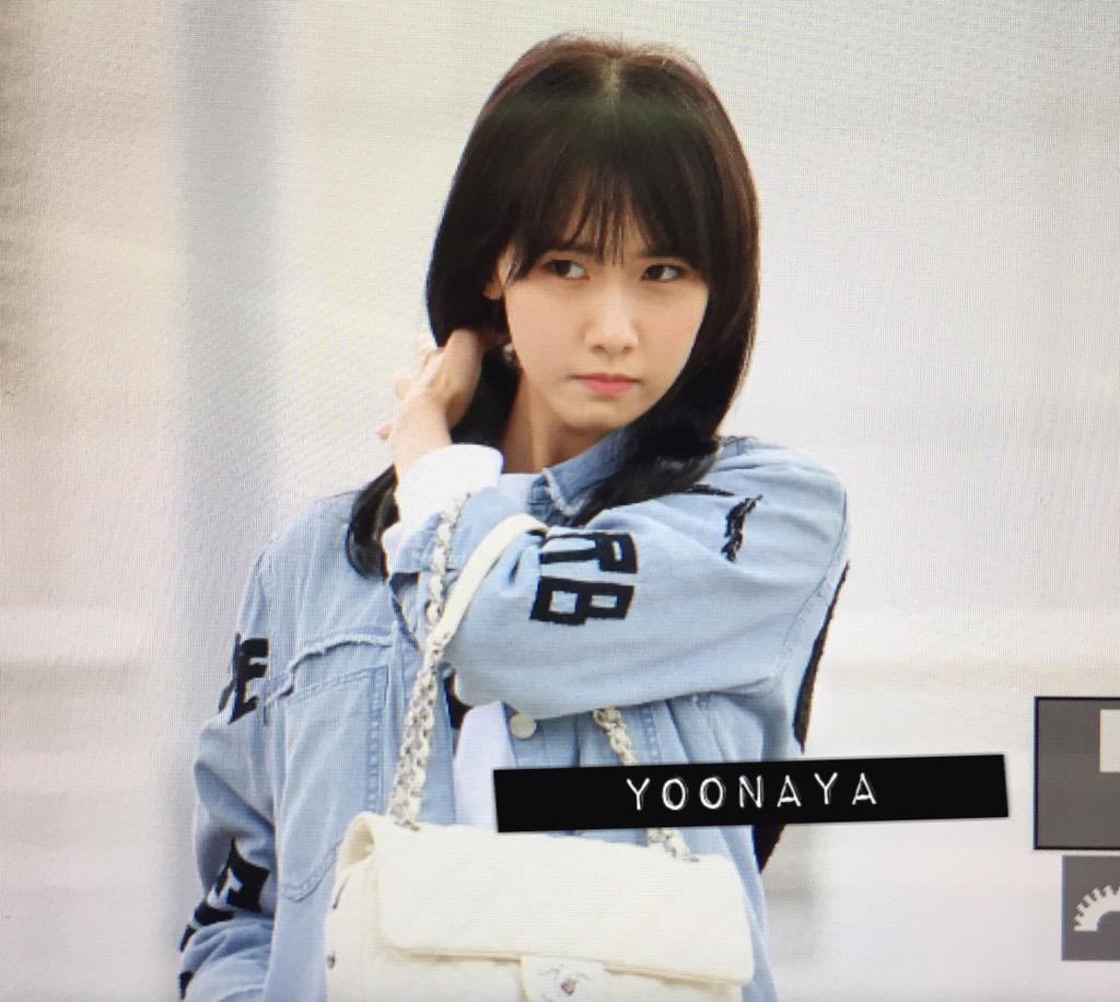 [PIC][04-04-2015]YoonA khởi hành đi Trung Quốc vào trưa nay CBuDaAbUEAAp0dK