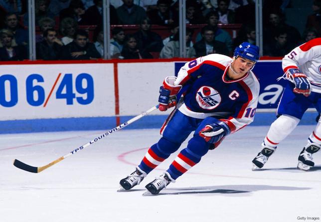 Happy Birthday to Hockey Hall of Famer and longtime star Dale Hawerchuk  