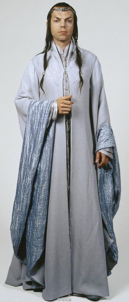                           xxx
happy bday Hugo Weaving 