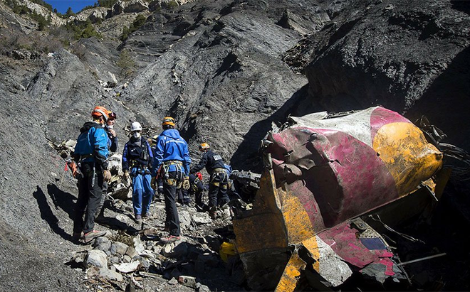 MiDiarioPanama's tweet photo. Caja negra confirma acción deliberada del copilloto. http://t.co/0ToD7Xjvc2 http://t.co/3xCIOdR38x