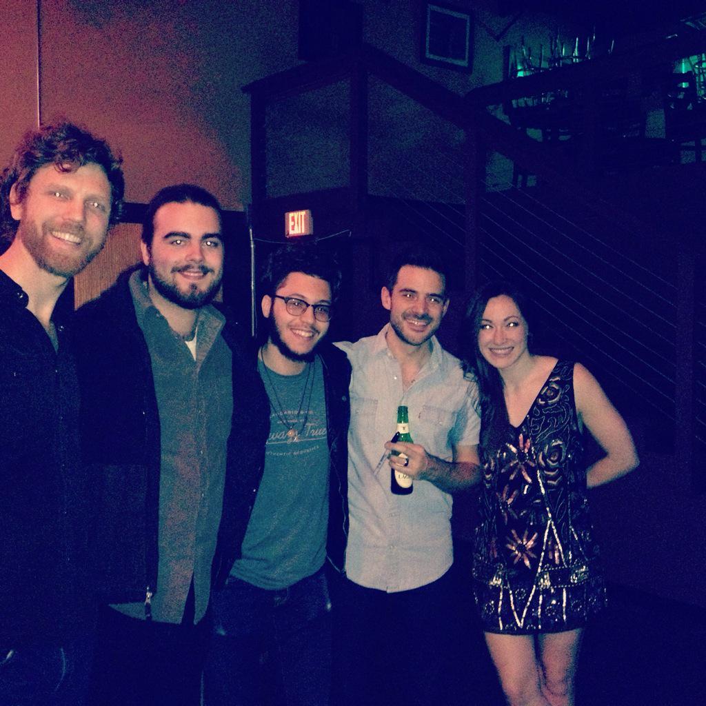 hartleyimes's tweet photo. @HummingHouse put on a great show tonight! Go buy their new album! #humminghouse #revelries #hummingallthewayhome http://t.co/xqqldY3Rim