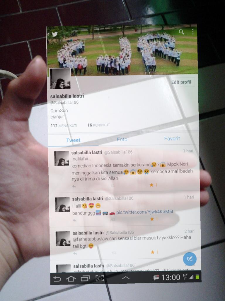 Salsabilla186's tweet photo. #Twitterinhand http://t.co/gIx6A0I3yq