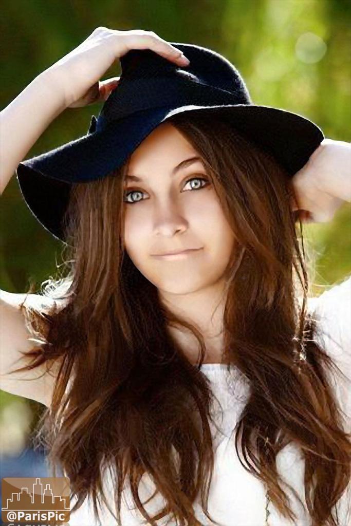 Happy  birthday. Paris Jackson 