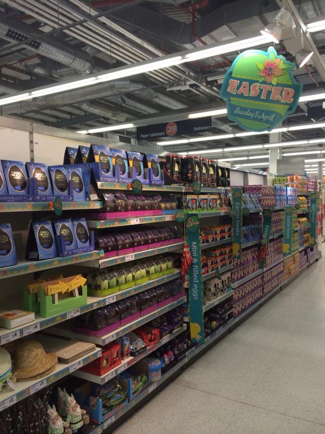 DerekN_2014's tweet photo. Get to sainsburys for your eggs none left in asda or tesco http://t.co/YuOM9fEWnl