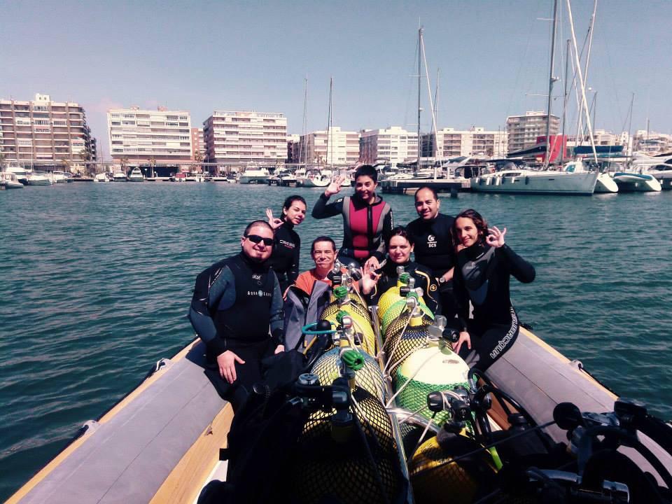 ScubaElx's tweet photo. Inmersión #Tabarca 2 de Abril 2015
#buceo #divind #SantaPola #Alicante http://t.co/FB8MP0BP6Q
