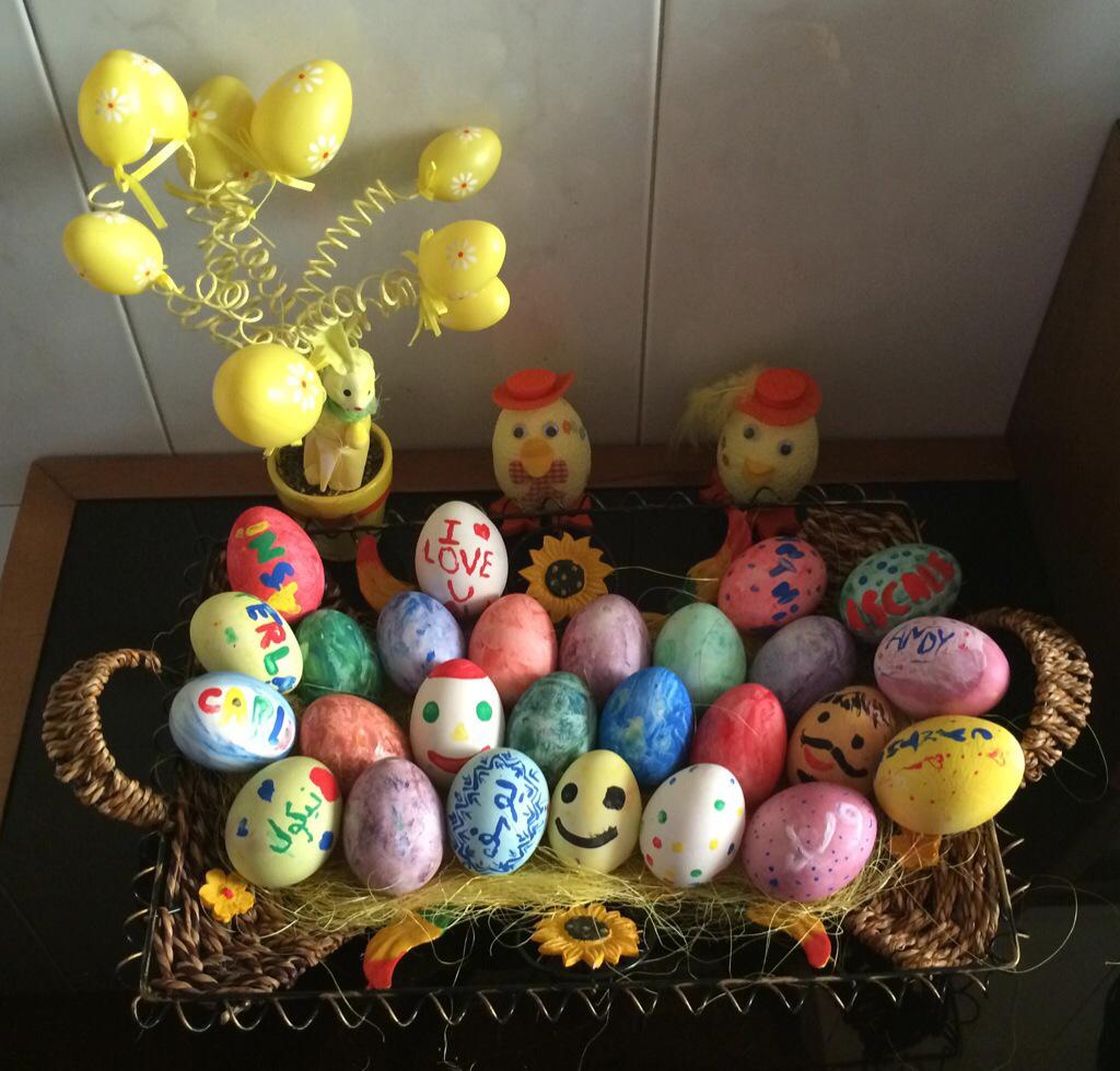 CynthiaaaEid's tweet photo. #easter_eggs 🐣 http://t.co/Vl8tHpJUZV
