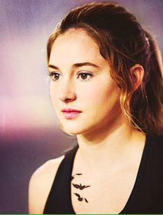 numbnxss's tweet photo. #VoteforTrisMTV 
tweet it you slackers 💕💕 http://t.co/xLK0XGWSP8