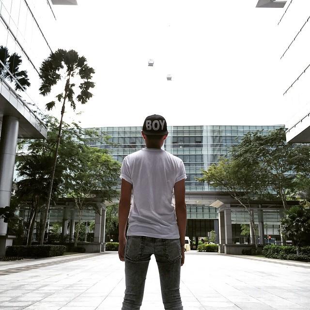 acablecar's tweet image. And another photo of me!! Thanks for taking my photo! Here we go!🚡🚡 #cablecar #marveltheme #mountfaber #sentosa