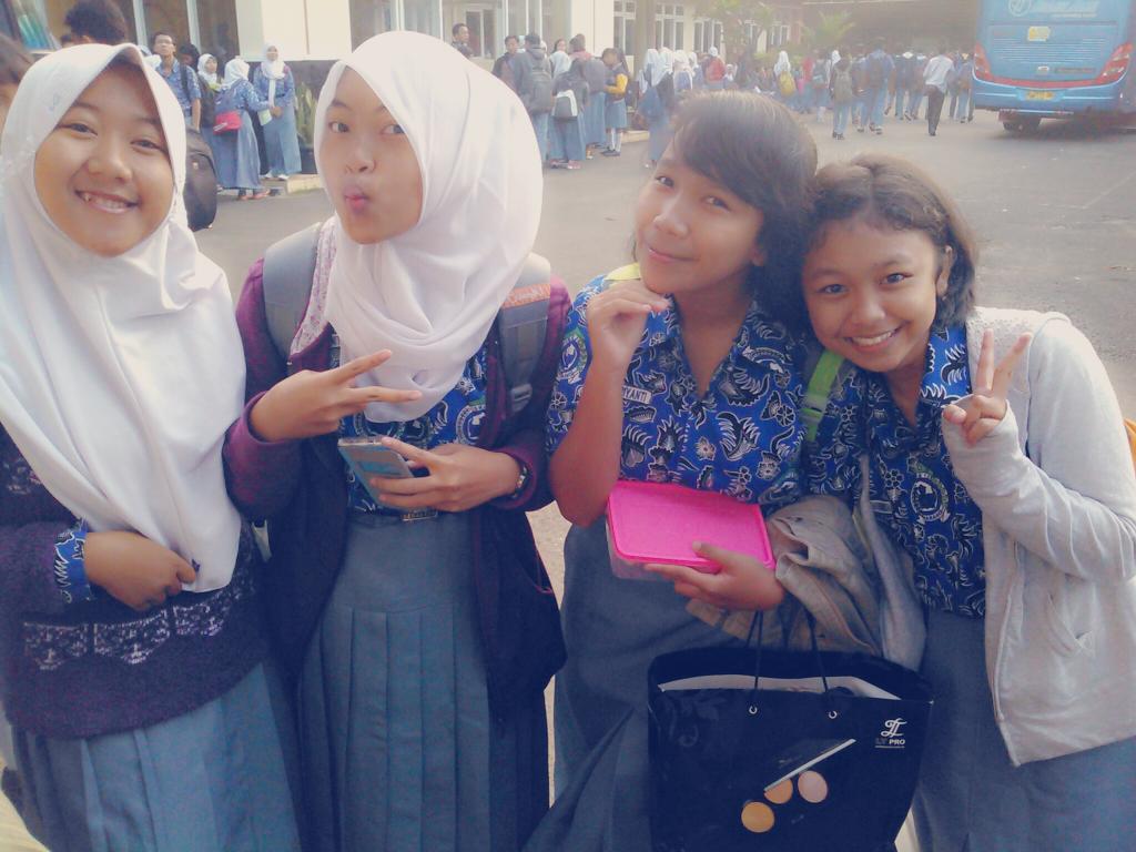 Ferli_F7's tweet photo. Lanjutan:-D http://t.co/xytVkzMvGE