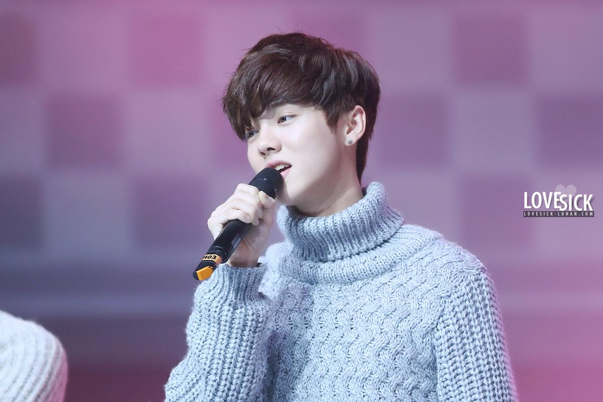 lovesick_luhan's tweet photo. D-17! 131214 MBC 음악중심 #루한 #luhan
또 하루를 넘겨버린 ㅠㅠㅠㅠㅠ D-17 ㅠㅠㅠㅠㅠㅠㅠ
(http://t.co/IDJzQ8NCJx) http://t.co/2g6EymHZuq