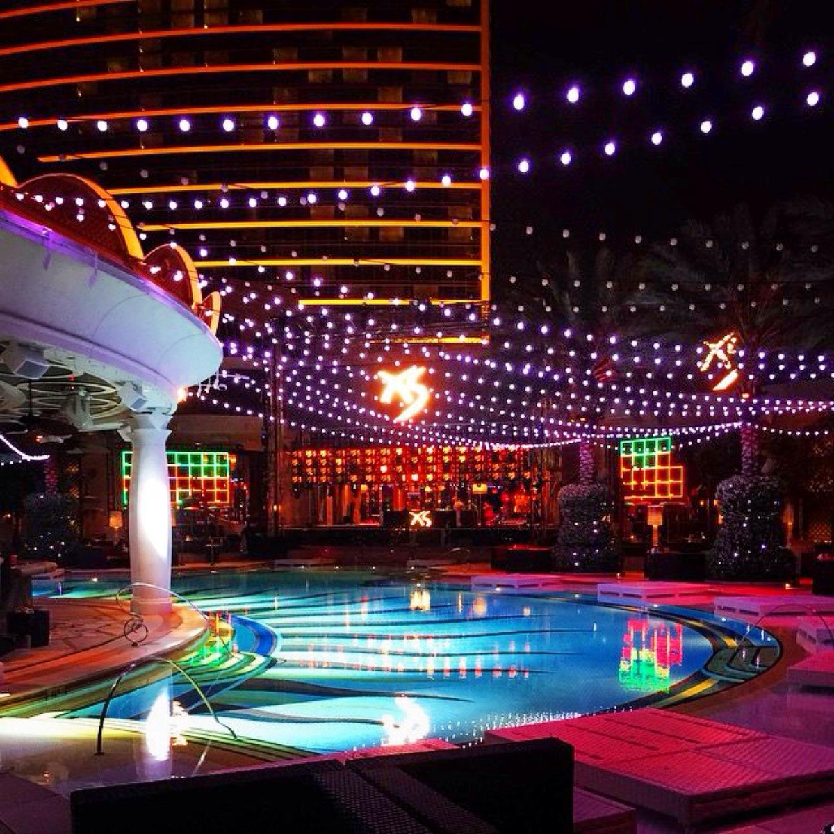 IvethMtzS's tweet image. Friday night w/ @Davidguetta #poolnights (@ XS Nightclub in Las Vegas, NV) swarmapp.com/c/876yl6TjsiU