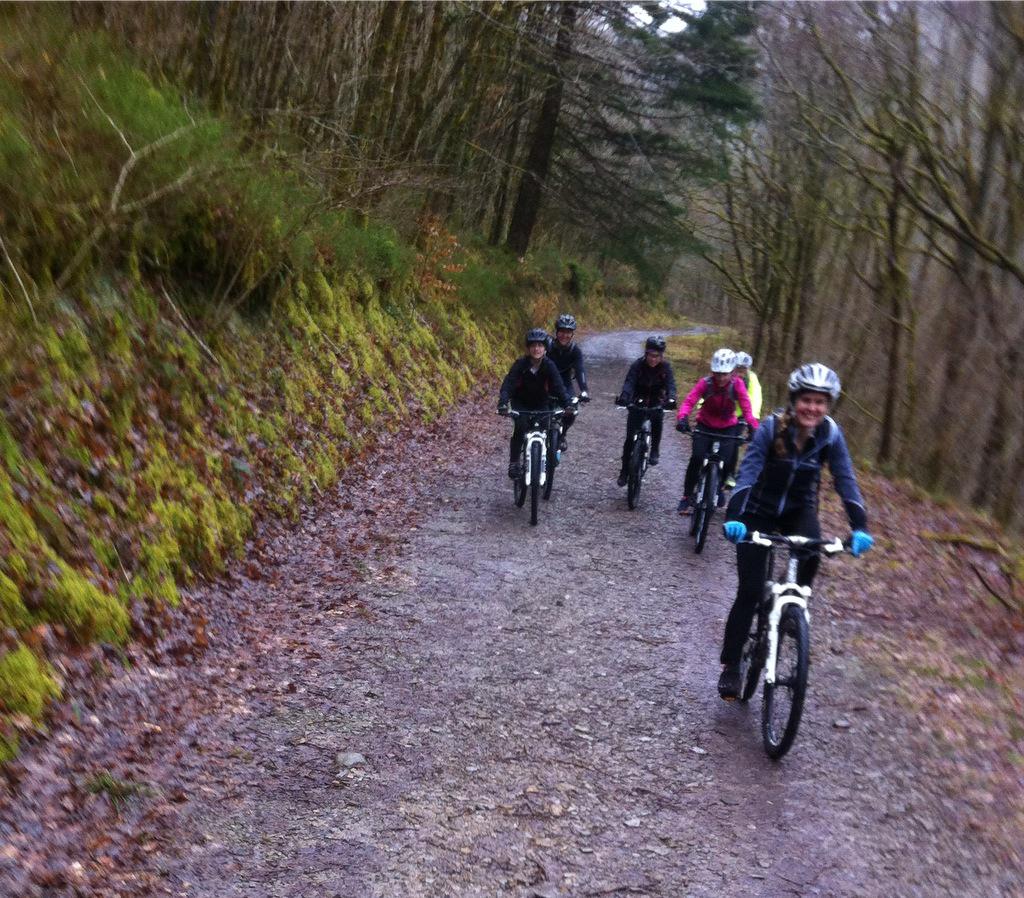 tangocycling's tweet photo. Day 1 of #ibikewales #morefunforless @Bikebrechfa! Love the trails! http://t.co/v4dmGrciOQ