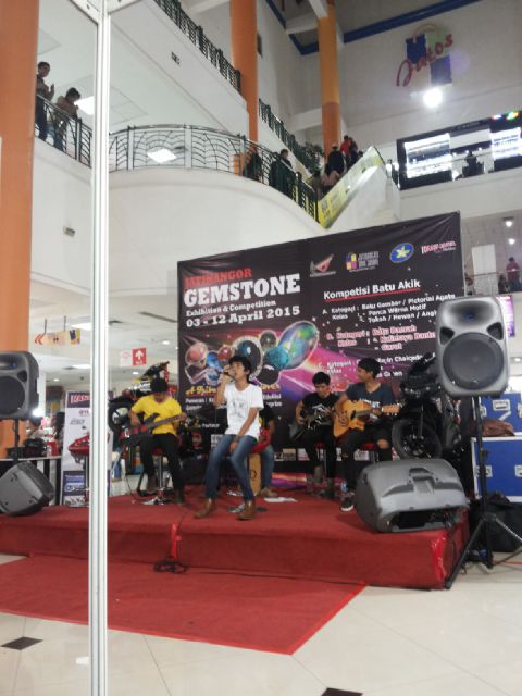 Perfom kemarin @jatozmall
