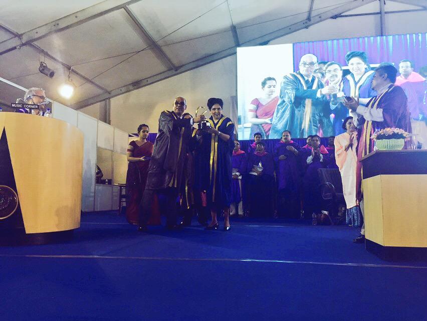 IIM_Calcutta's tweet photo. Ms. Indra Nooyi, Chairperson &amp; CEO, @PepsiCo is honoured with the Distinguished Alumnus Award. #IIMCConvocation2015 http://t.co/wvSx1QTWMA