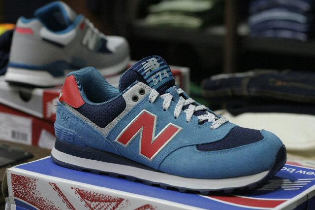 KicksNbalance's tweet photo. Captured New Balance #574 #newbalance #sneakers #kicks #SA #streets http://t.co/DdDyxuLPBA