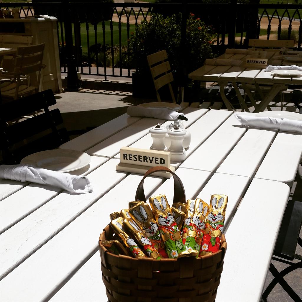 MaisonMathisAR's tweet photo. Remember to join us for our Easter egg hunt at 3pm today! #maisonmathisar #easter #egghunt #dubai http://t.co/TfYNcqqCaw