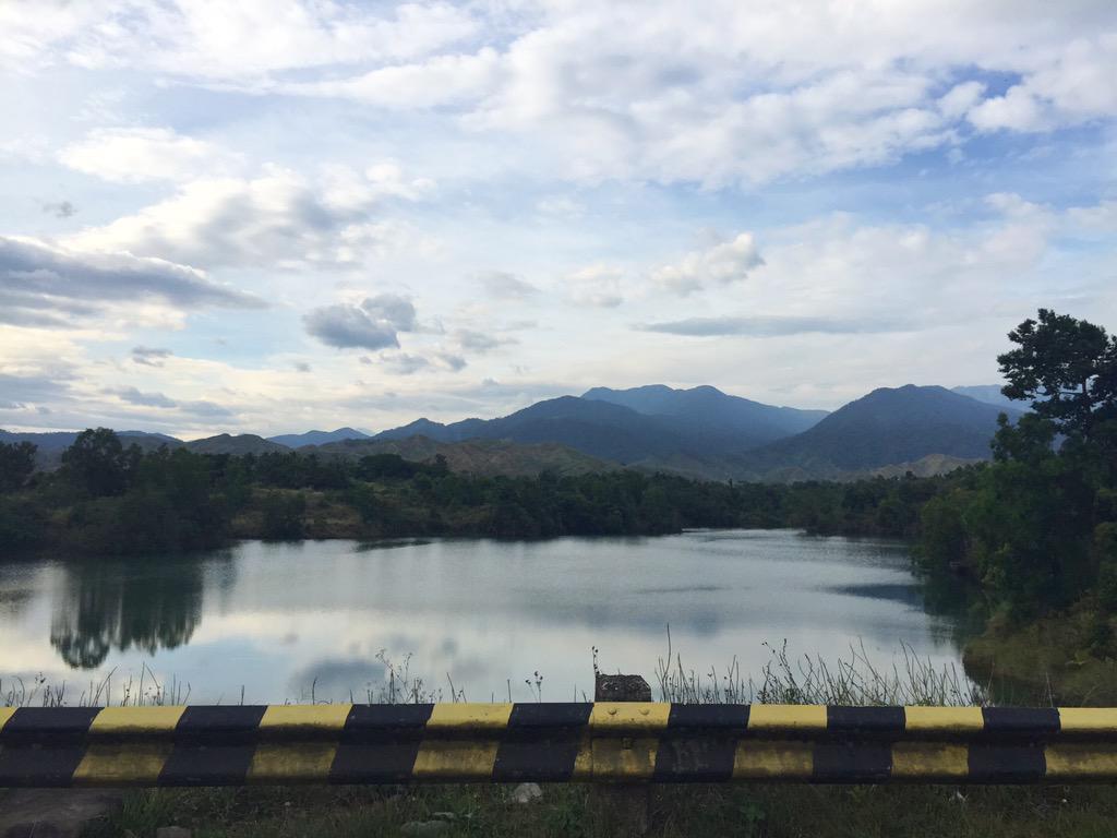 hell0clarisse's tweet photo. The calm before the....storm? #pantabanganbridge #baler #ChedengPH #aurora http://t.co/GbAKFqMhlx