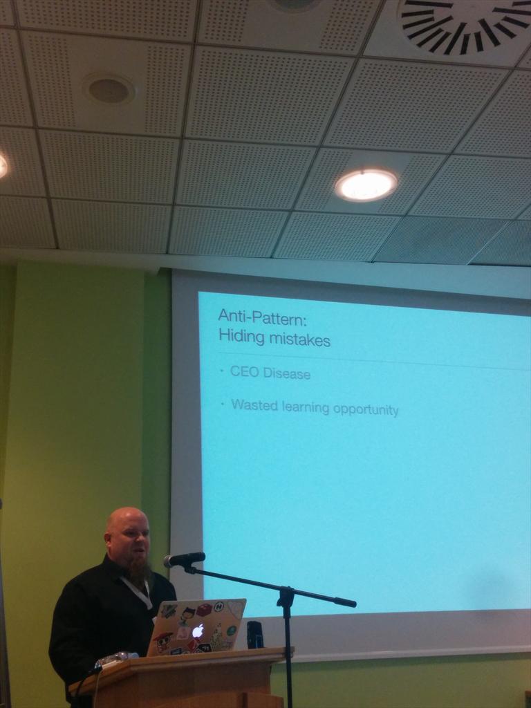 devopsdayslj's tweet photo. Anti-pattern: CEO disease http://t.co/Hs5TsGLBYp