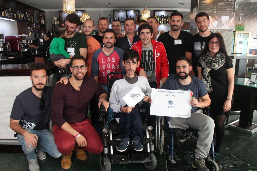 Juntos haremos grandes cosas
#YoMeUnoConDavid
#YoMeUnoConRebeca
#YoMeUno
<a href="/DeportSinLimite/">Deportes Sin Limites</a>
<a href="/emi_jaf/">emi jaf</a>
<a href="/joposepe90/">Jose Alberto Rguez</a>