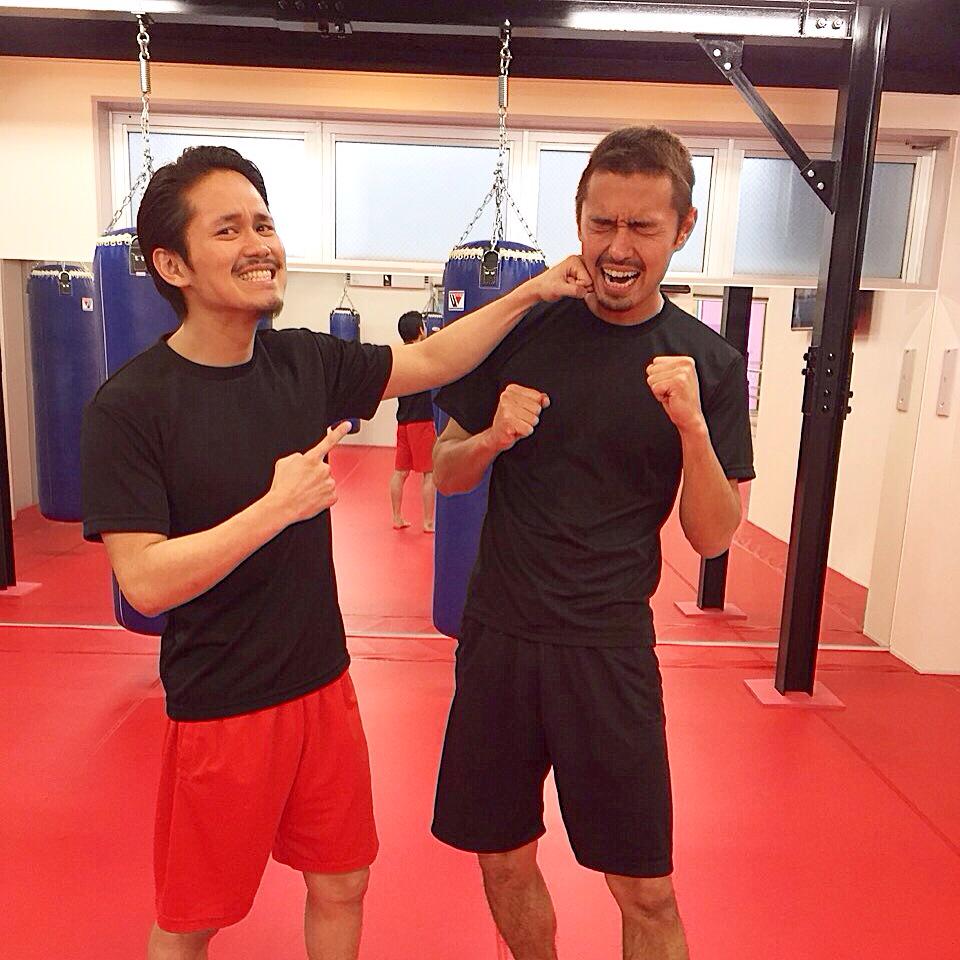 ようさんがジムに遊びきてくれたー Targetshibuya キックでキレイなカラダをてにいれる 今井洋介 宮城大樹 だれが三日月や 宮城大樹 Scoopnest
