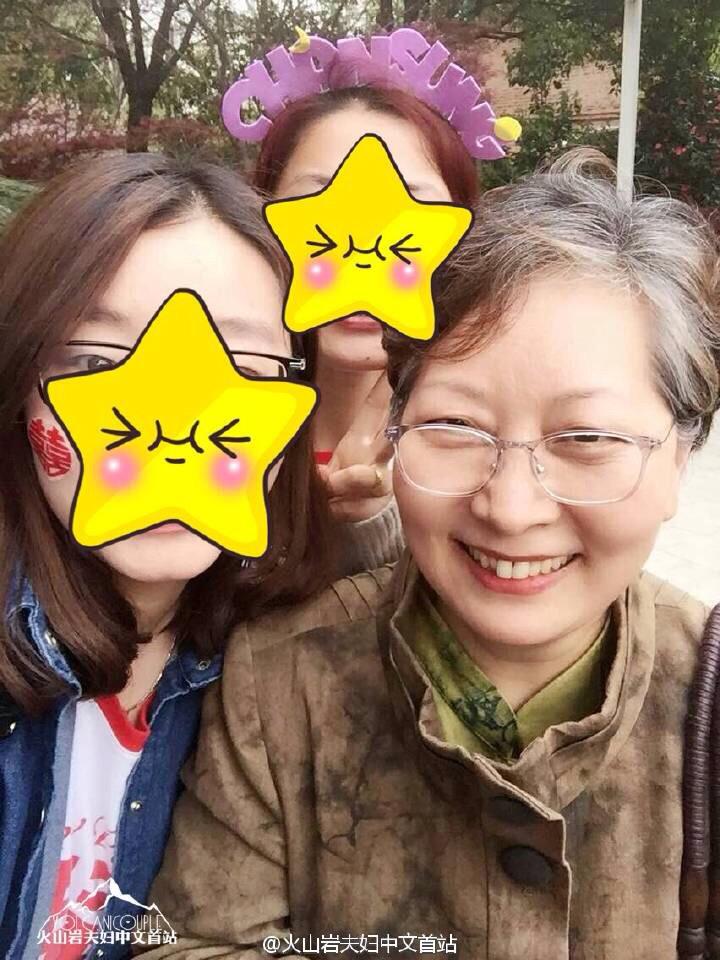 Chansung_Thai's tweet photo. ๐RT"@151735182Ly: #์ฐฌ์ฑ #2PMGoCrazy @2PMagreement211 And chansung mom photos!The fans from @VolcanicCouple !!!๐โ๏ธ๐๐ http://t.co/j6vtctX3vw"