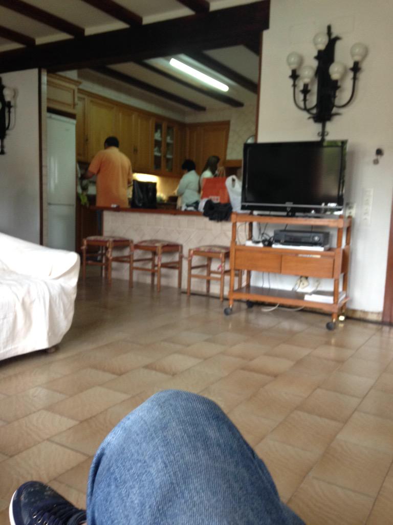 23expiced's tweet photo. En la casita #MeAburro http://t.co/LFy6y1iaRE
