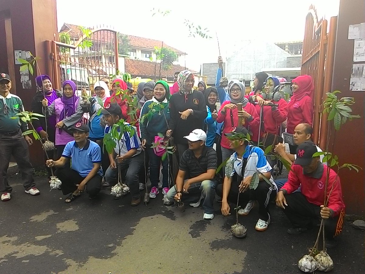 Kec Bogor Tengah tweet media