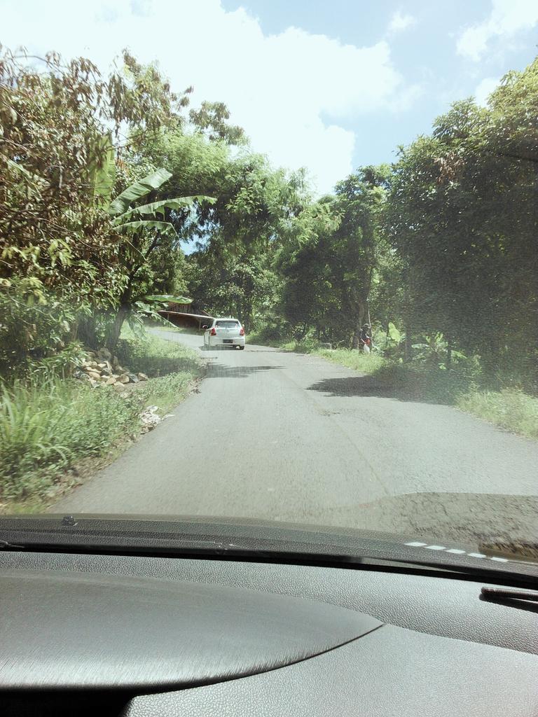 TEVC_Indonesia's tweet photo. Tes tanjakan sawarna #tevciexplorepelabuhanratu #eventtevci
Cc @ToyotaID @GTRadial_Indo @Leo_GTRadial @Amidrossfel http://t.co/KW5ATDSLhL