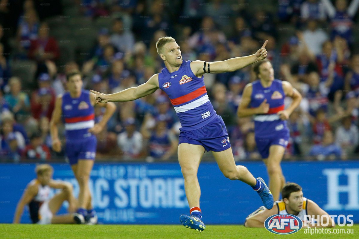 AFL's tweet photo. FT: @westernbulldogs 14.13 (97) d @WestCoastEagles 14.3 (87) Stringer bagged three for the Bulldogs! #AFLDogsEagles http://t.co/N1PyqmB8vp