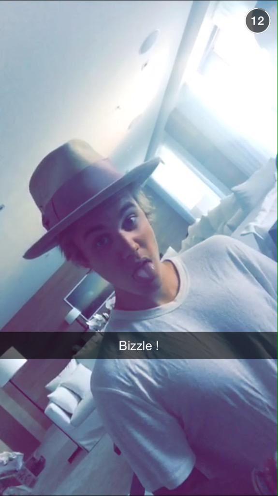 IamButlerRyan's tweet photo. Bizzle ! 😂 @BizzleSecond http://t.co/XVdTKEbBJh