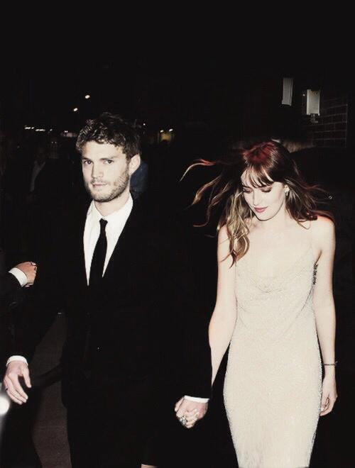 ChrishotGrey's tweet photo. Ana http://t.co/H5Ug9FAhuU