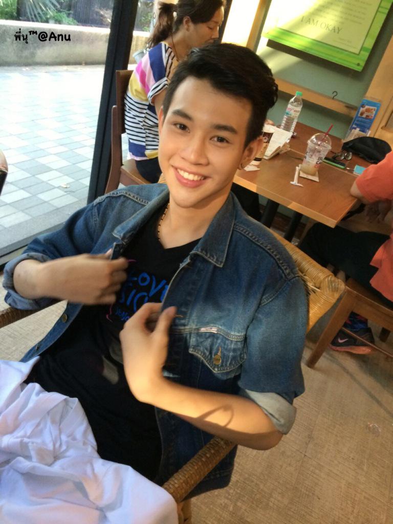 P_Anu_'s tweet photo. Cha-in love ❤️❤️ @ChainThanin @ChainThaninFC #LoveSickFreshyCamp #LovesickReality #lovesickseason2 http://t.co/DrJtrygrQD