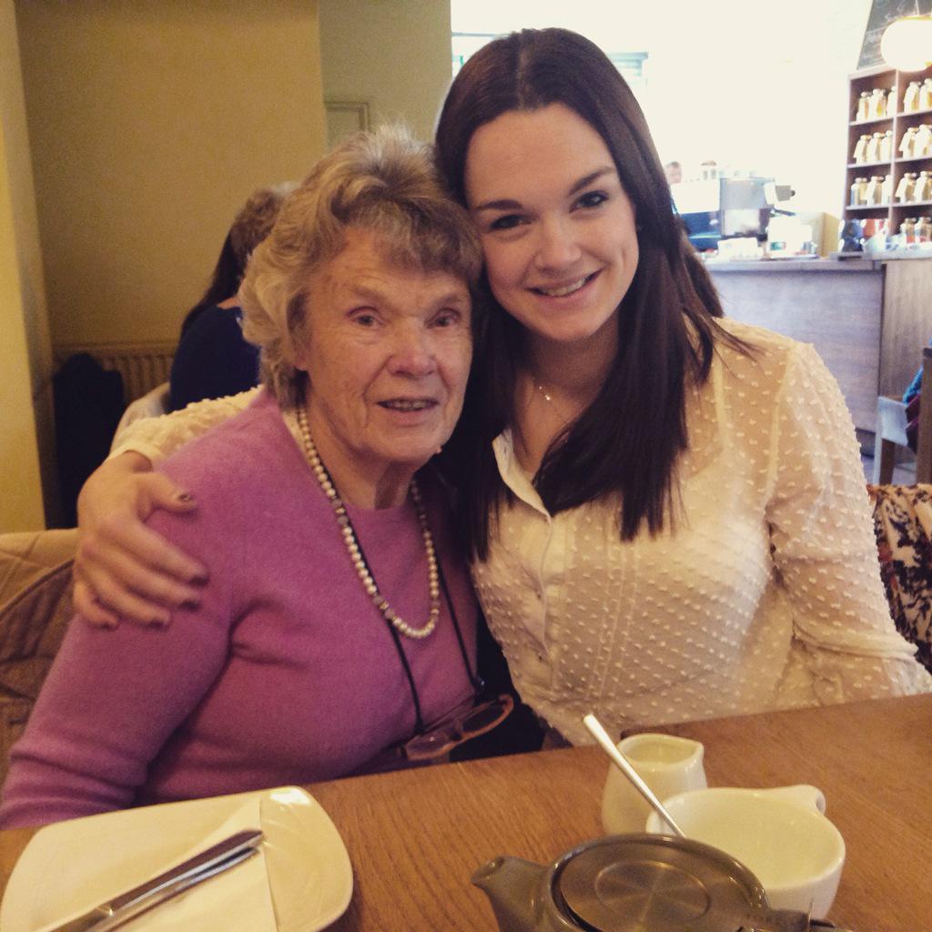 KateThomas17's tweet photo. Easter treats with this lovely pair 💝 http://t.co/oBjMS78cCr