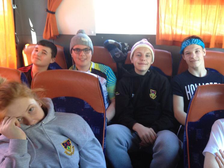 SkiMaes's tweet photo. #MaesSkiTeam http://t.co/A8f1OCO8HH