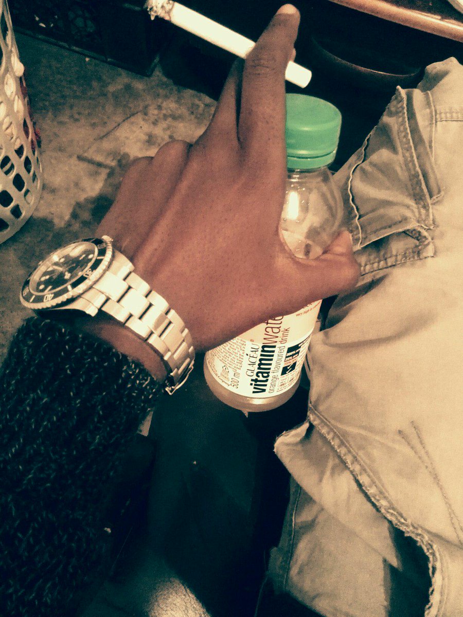 012katman's tweet photo. Boolin in the safehouse" http://t.co/kCkss6p4Vx