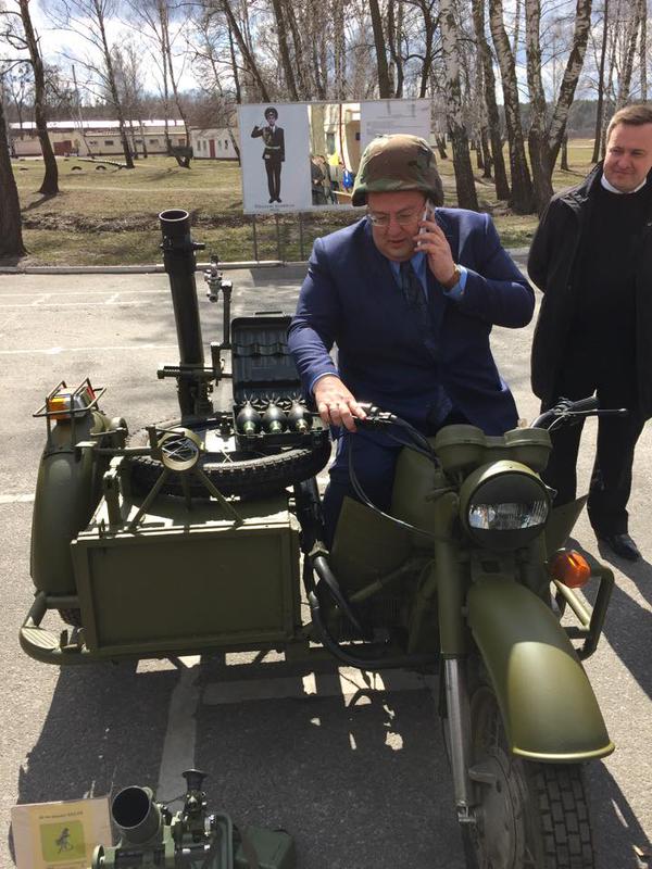 [Зображення: CBw46T0UsAAyVYK.jpg:large]