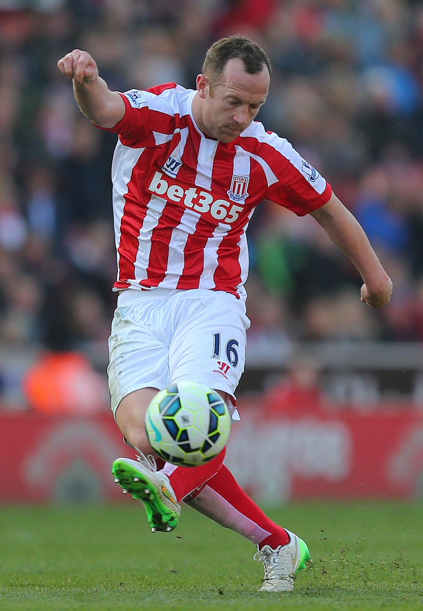 Charlie adam. Футболист charlie adam.