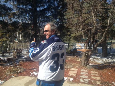 BeauWinnipeg's tweet photo. No Buff But I'm Proudly wearing #33 @mtscentre this afternoon ! #GoJetsGo #MustWinGame #HateCanucks http://t.co/1gJBFv5Ec1
