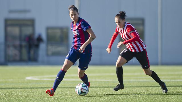 FCBarcelona's tweet photo. The Barça women lost 1-0 in Bilbao, but remain eight points clear at the top of the table http://t.co/YGWI0qzpR7 http://t.co/bgPs5NF9oT