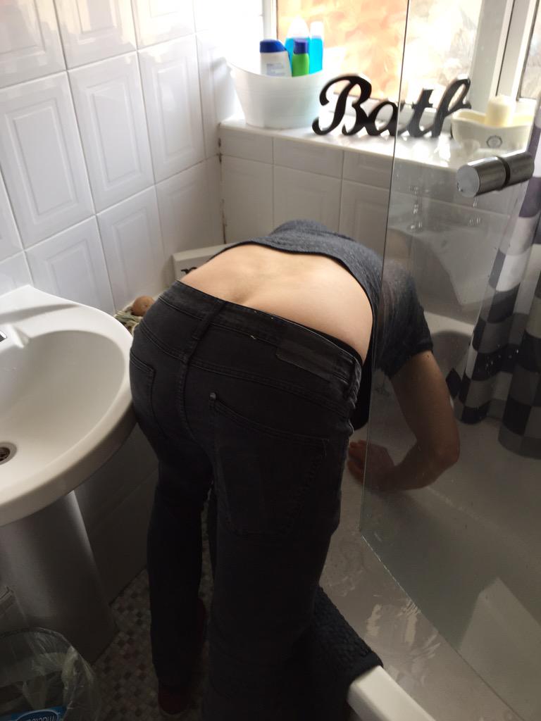 Pre gig hair wash