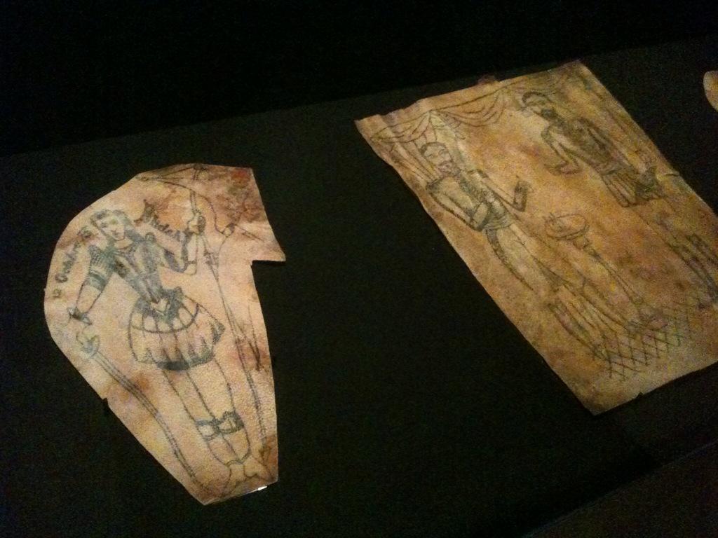 Enelineuh's tweet photo. Enfin dans tatoueurs tatoués au @quaibranly !  Poke @V_Septembre et @dasmtweets 😊 http://t.co/4VAkguvGYq