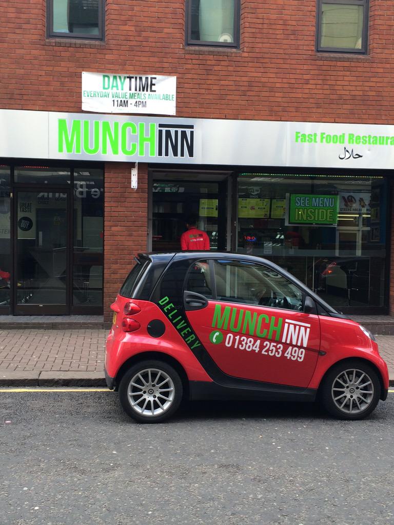 TastyMunchinn's tweet photo. Come inside and #MunchInn ... if not #MunchOut http://t.co/Os8iw6ilvN