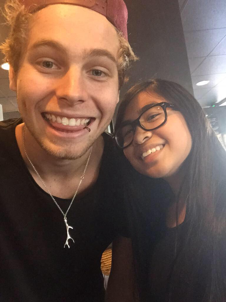 breadsmiling's tweet image. 