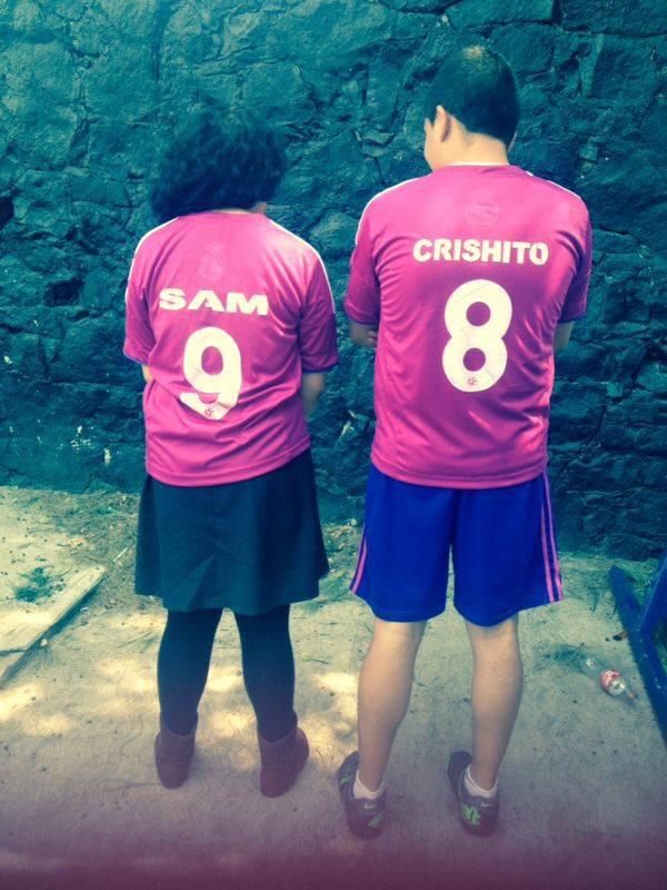 aguilarsolis's tweet photo. @_SoyKarlaSamm 
Mi hermana la Chinos Necios te quiero sonsa http://t.co/6NZaMBqH5D