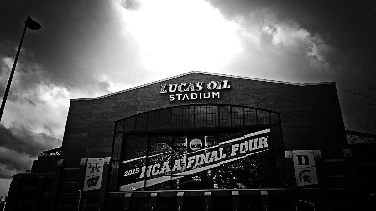 UKSportsVideo's tweet photo. Gameday #BBN Here is our #FinalFour pump-up video! "Chance of a Lifetime" #IDoBelieve #BBN  https://t.co/Ix3yK7gs4F http://t.co/byITBJ6CQ4