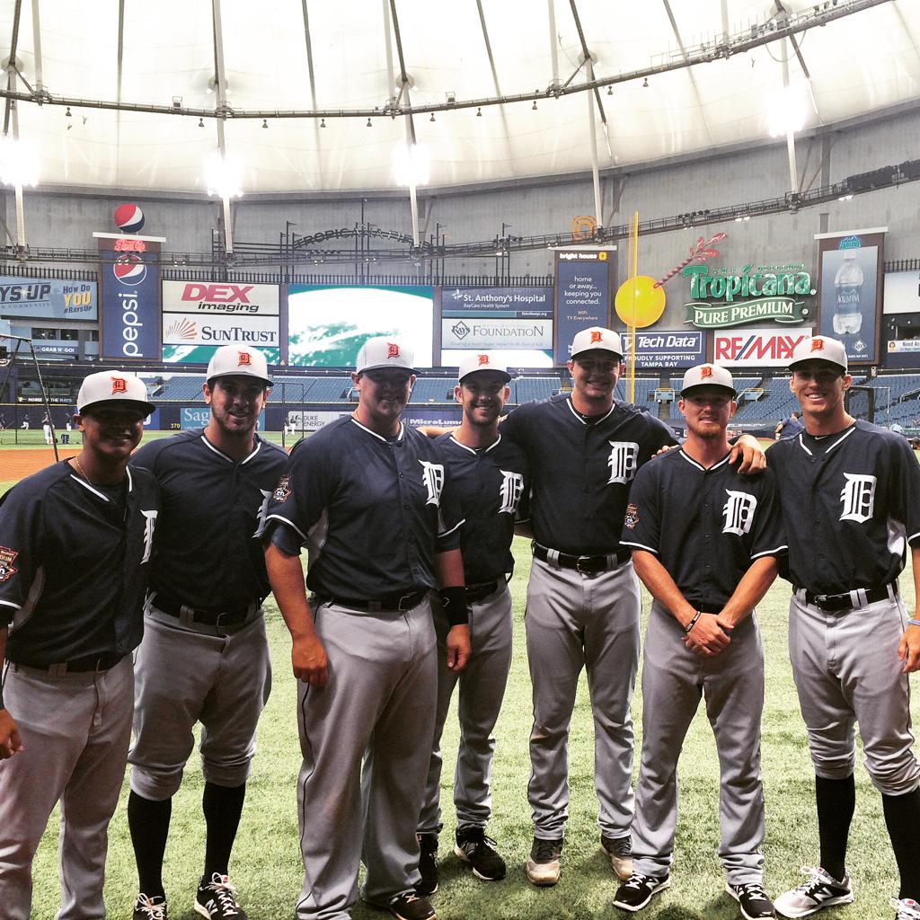 BenVerlander's tweet photo. Not a bad way to end Spring Training! Playing at the Trop against the Rays before the team heads north http://t.co/qAOapvwqmq