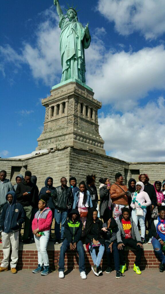 XCountry247's tweet photo. Cross Country and Collington Square students at Statue of Liberty. #historicalexperience http://t.co/91jgaFUWOl