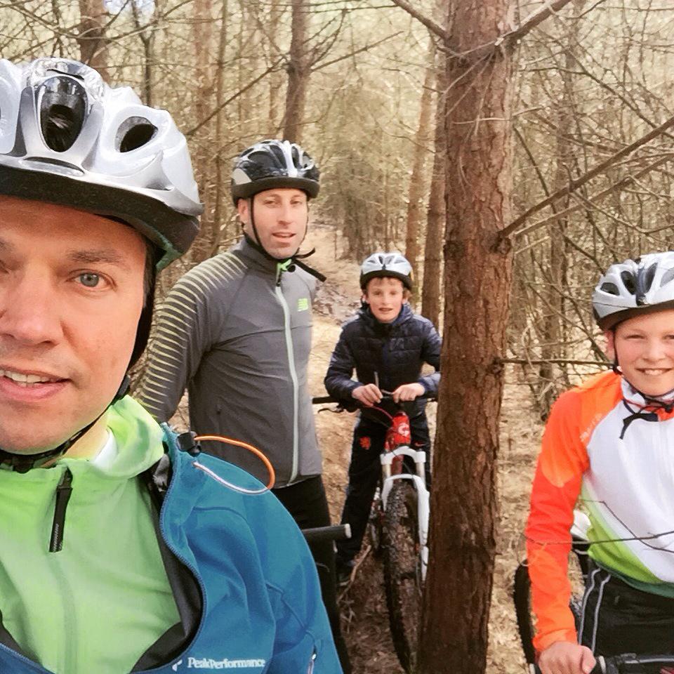 Gezellig door de modder