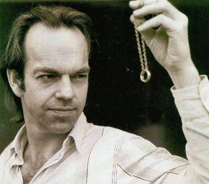 Happy birthday Hugo Weaving 