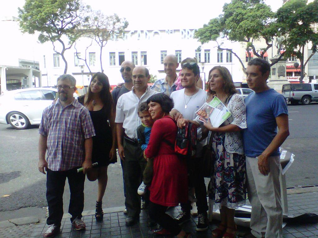 En Primera Junta con los chicos de <a href="/LDSComuna6/">💚 Libres del Sur - Comuna 6 💚</a> donde hoy hicimos una caminata difundiendo las propuestas de #Surgen